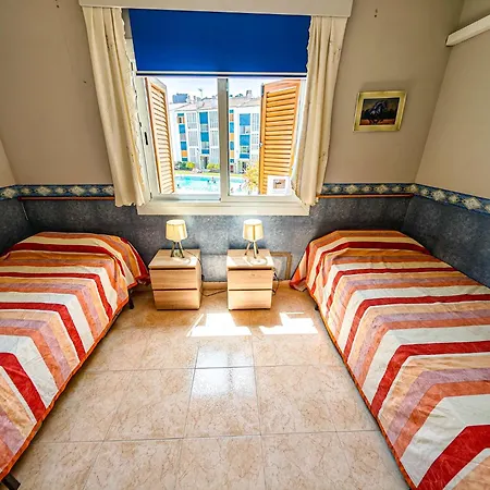 Litoral Costa Dorada - Playa Azul Only Families كامبريلس